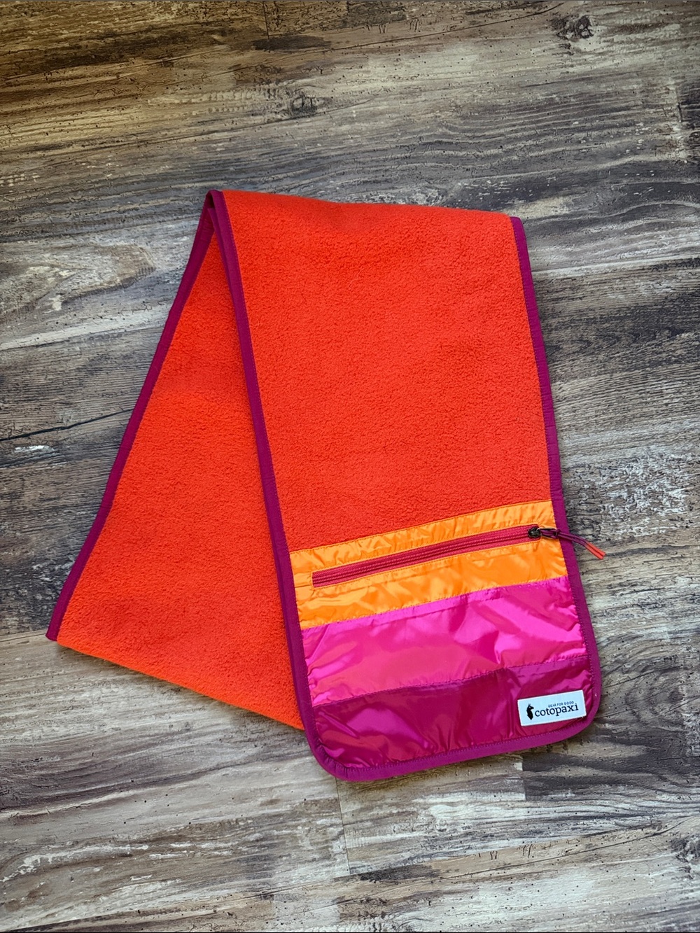 Cotopaxi Teca Fleece Scarf in Lollipop